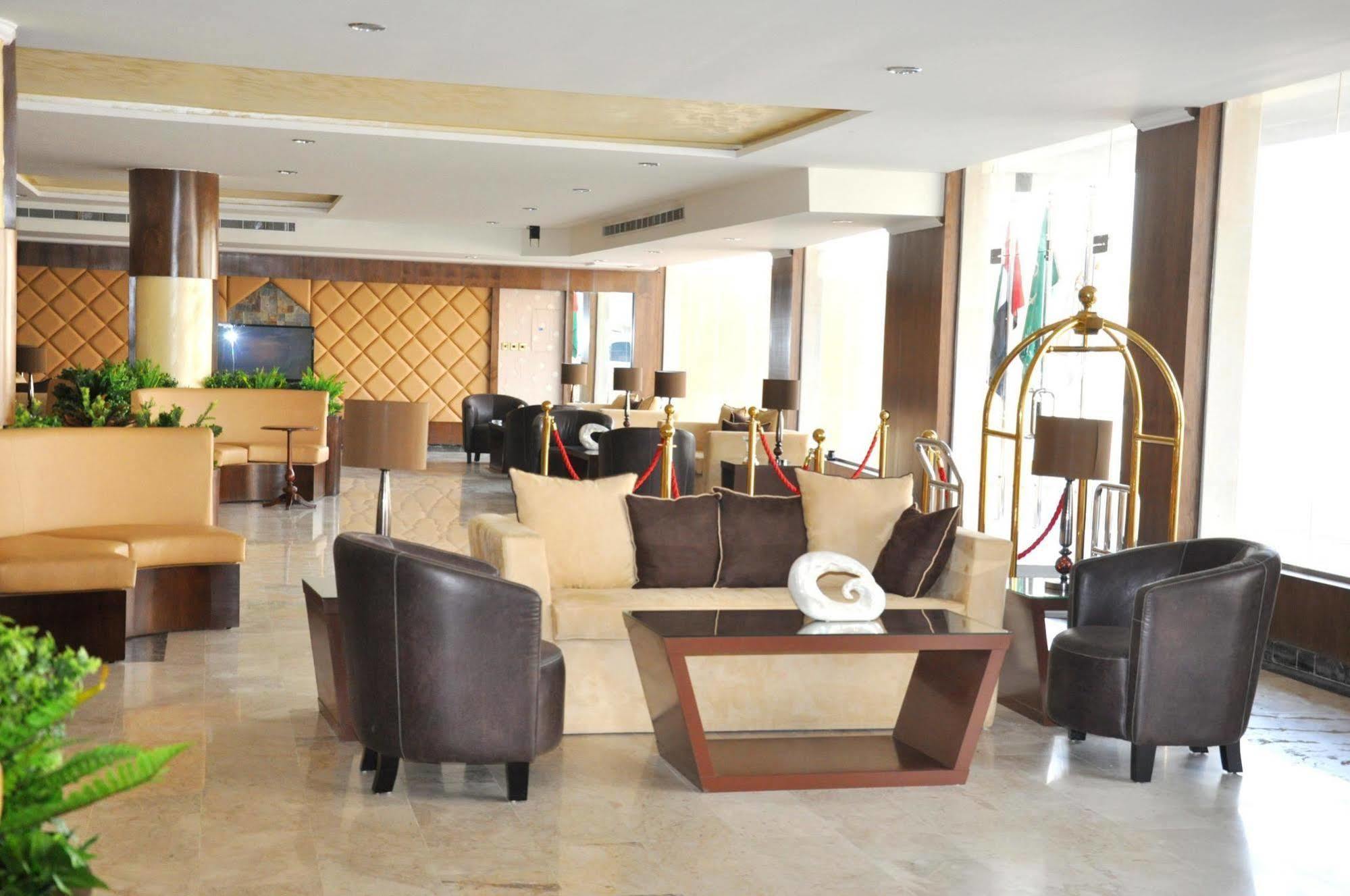 Towlan Hotel Suites 1 Riade Exterior foto